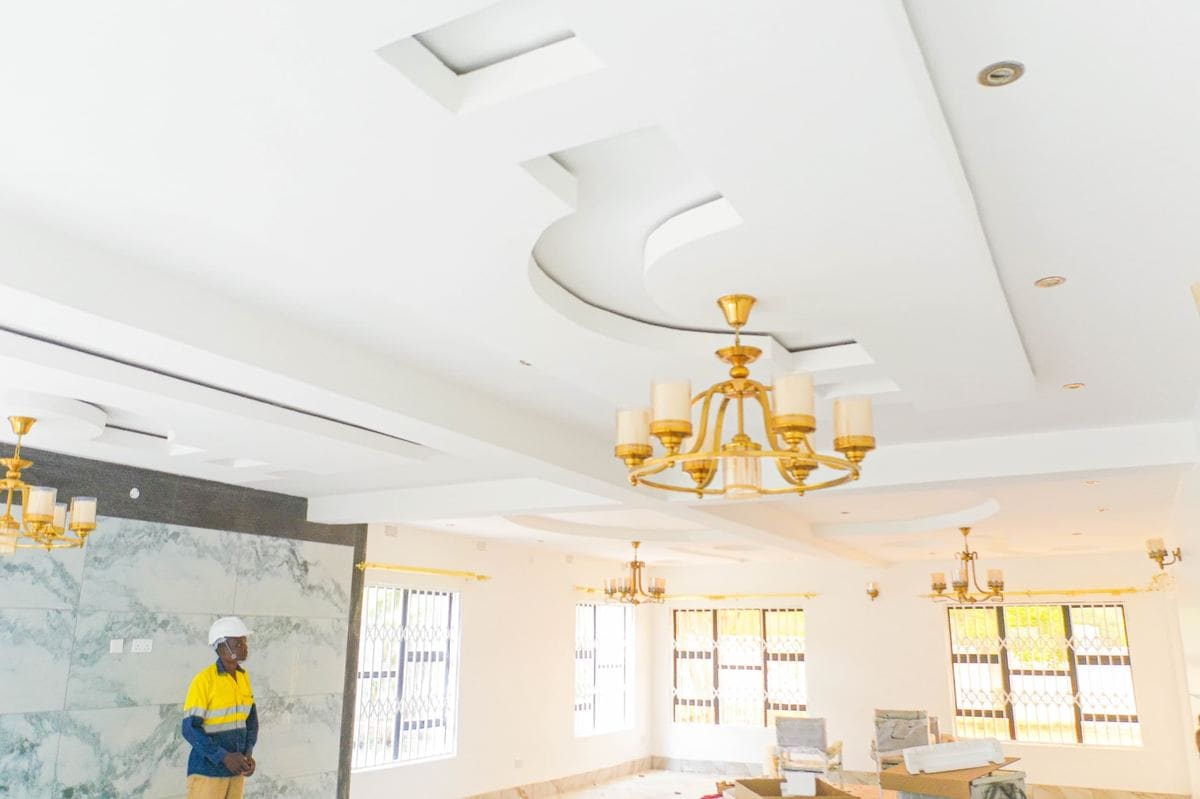 Interior ceiling finishing detail